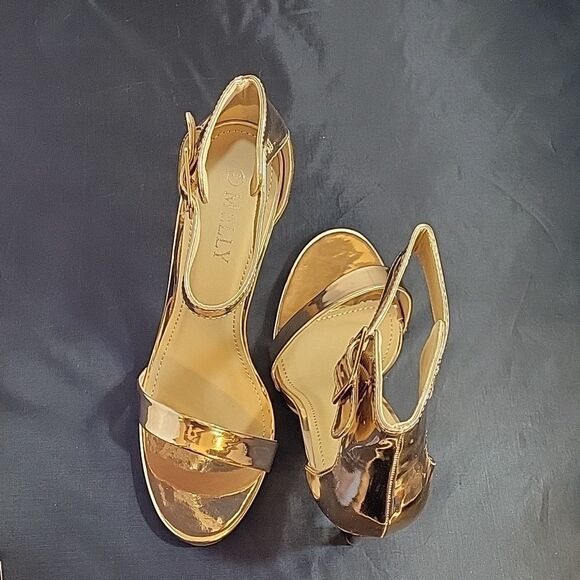 BRAND NEW MELLY ZOANNA ADJUSTABLE BUCKLE ANKLE STRAP ONE BAND STRAP SANDAL - Picture 4 of 16